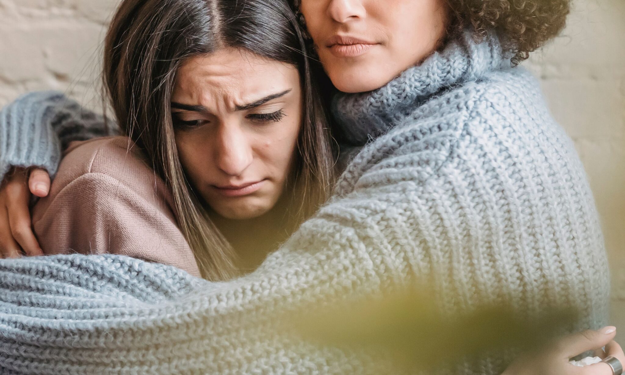 7 Ways To Support A Friend Going Through A Divorce